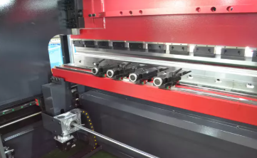 Plate bending machine 