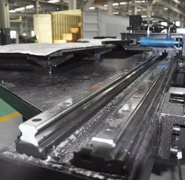 Hydraulic Guillotine Shearing Machine for Plates